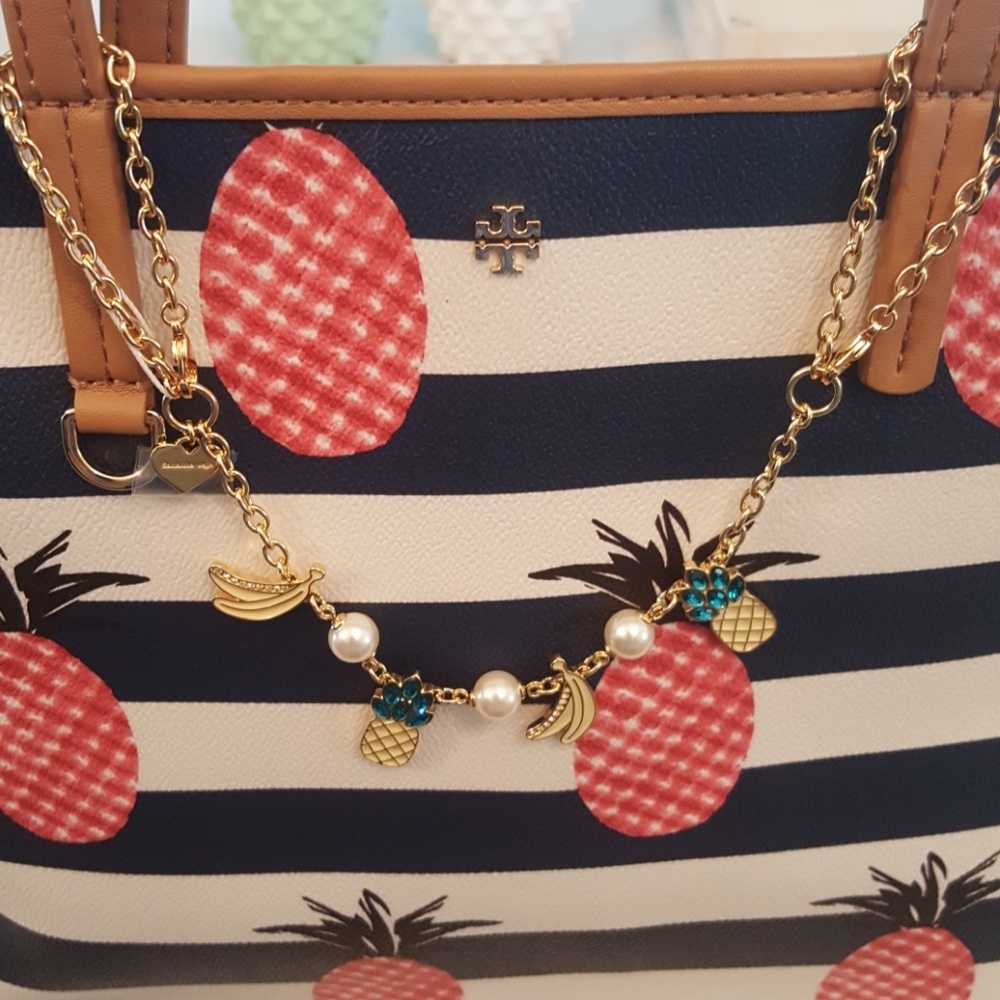 🍍🍌Pineapple and Banana Purse Charm🍌🍍 - Picture 4 of 5